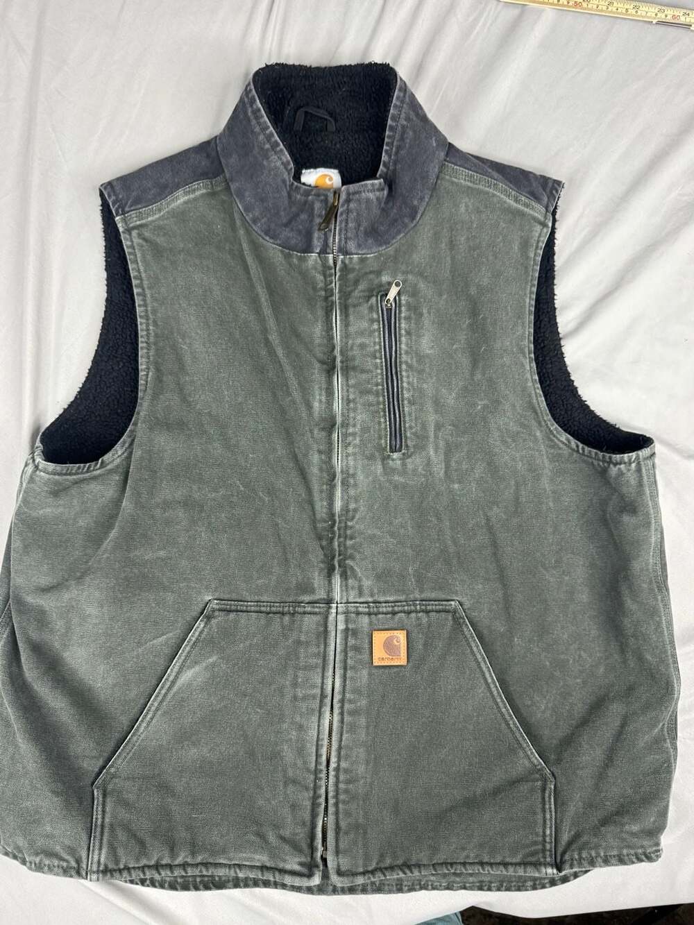 Carhartt V33 GVL Sandstone Mock Neck Sherpa Lined Vest Gravel
